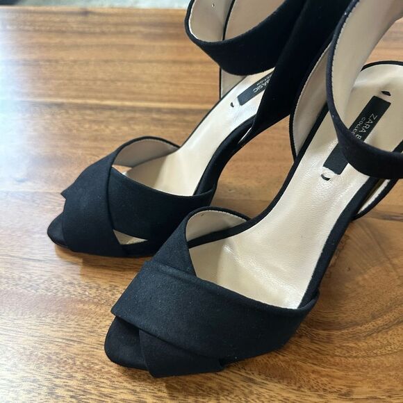Zara Black High Heels Sandals, Size 37 - Picture 4 of 9